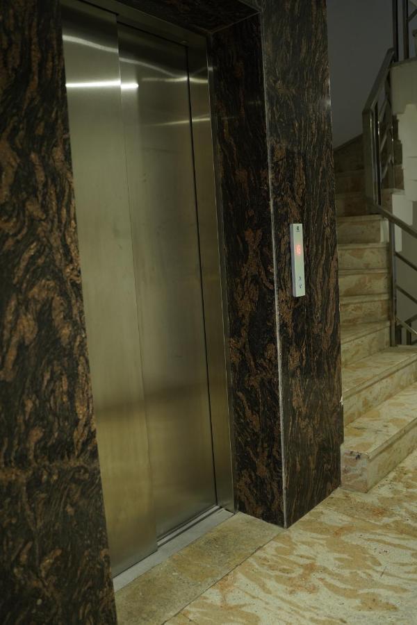 Anand Empire Near Railway Station 4* New Delhi
