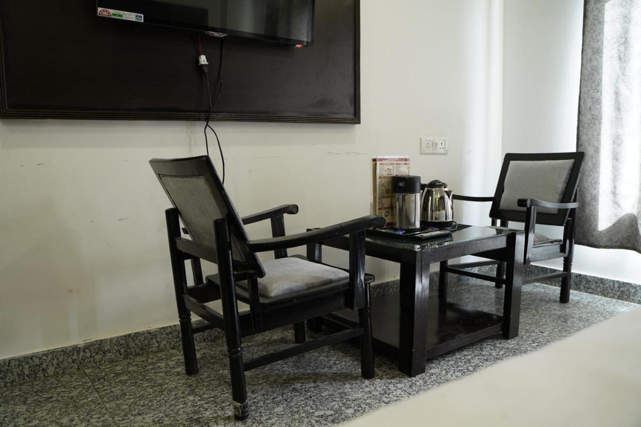 Anand Empire Near Railway Station New Delhi